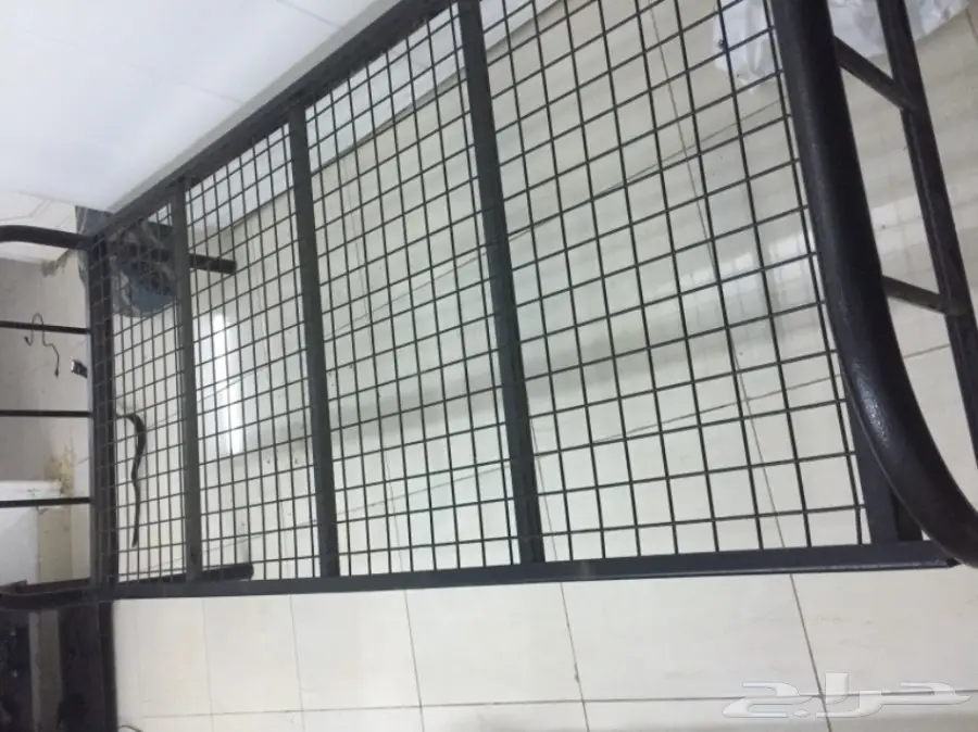 للبيع كرسي نوم لشخص واحد