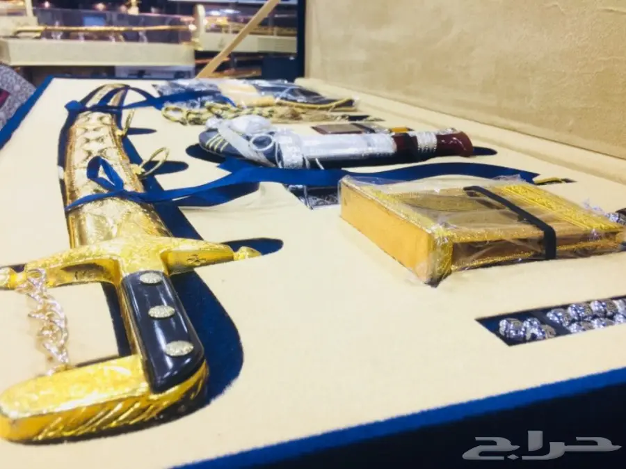 طقم هدية فاخر ويجمل بكل تفاصيله شاهد الصور  (image 7)