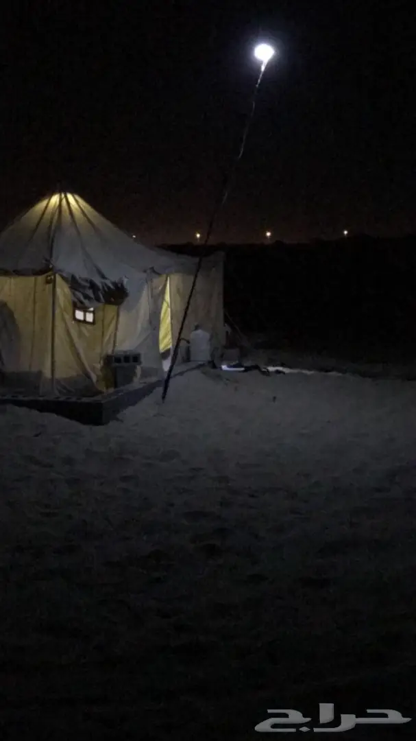 للبيع خيمه 4x4 منصوبه وجاهزه في خط المطار  (image 1)