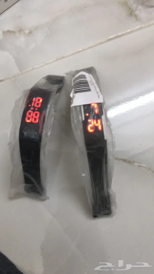 للبيع سماعة بلوتوث وأغراض أخرى (image 6)