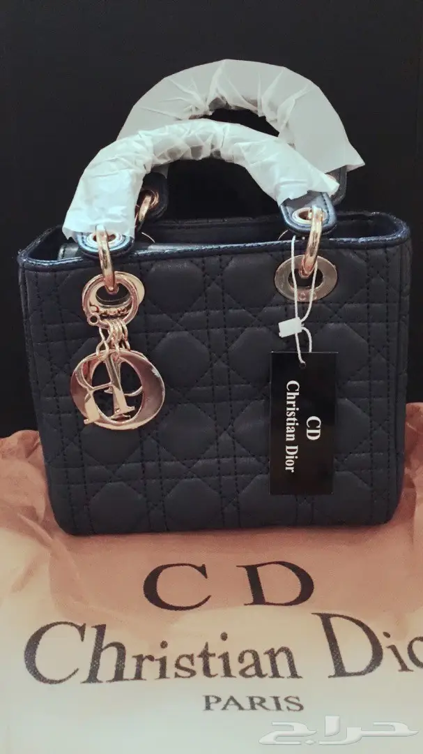 شنط شانيل درجة اولى طبق الاصلي.  (image 17)