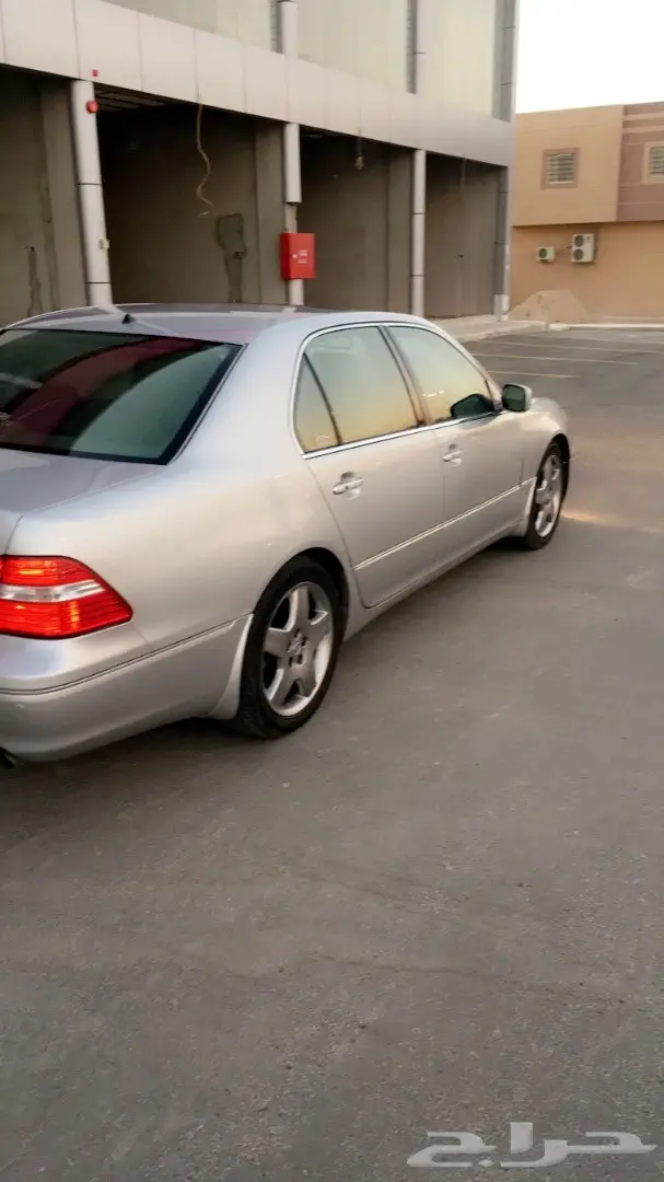 لكزس 2005 فضي (image 1)