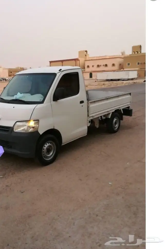 سيارة دباب ديهاتسو 2011 