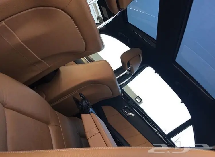 E 300 2012 (image 5)