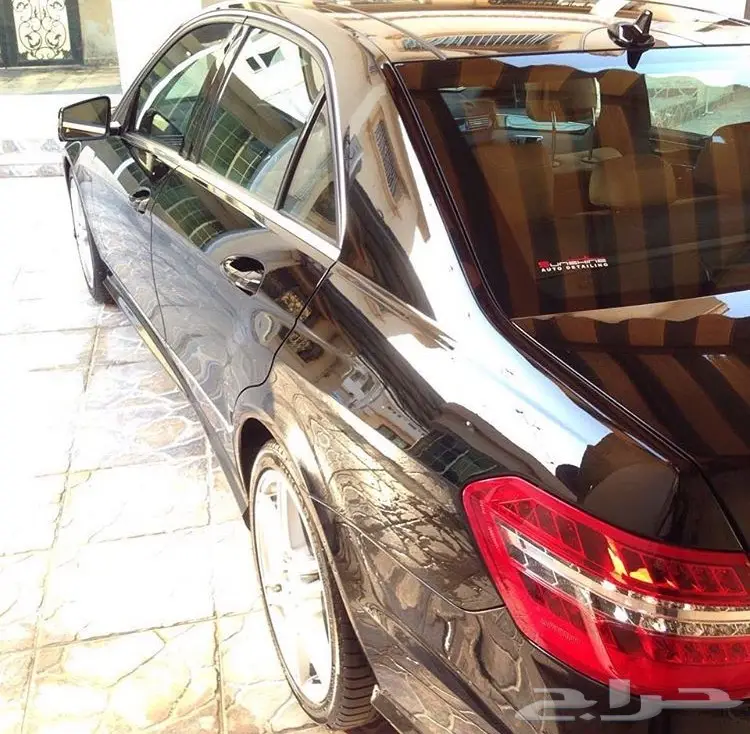 E 300 2012 (image 3)