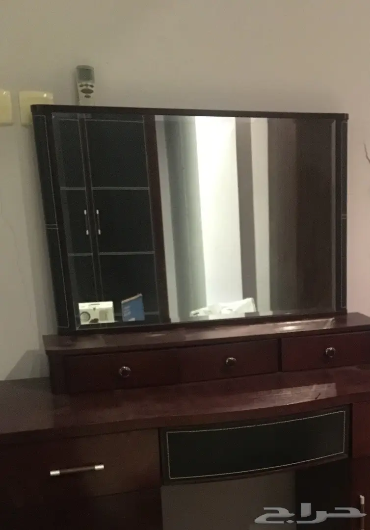 غرفة نوم وجلسة للبيع (image 2)