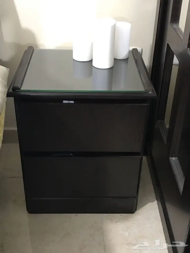 غرفه نوم كامله بالاضافه لسرير وكمودينه (image 5)