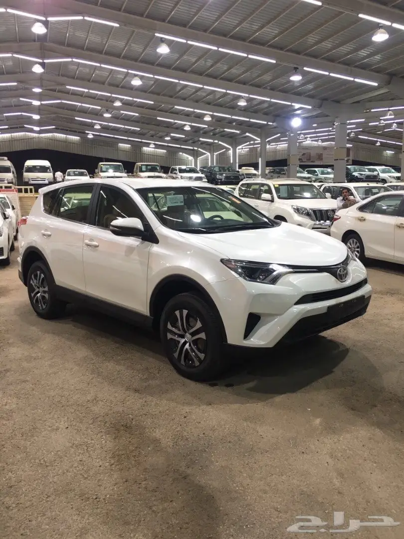 تويوتا راف فور موديل 2017 فل وسياحي (image 4)