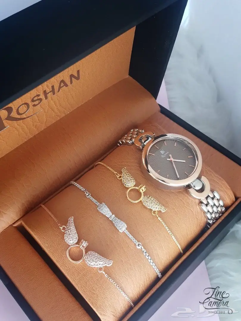 ساعات نسائية مضمونه سنه