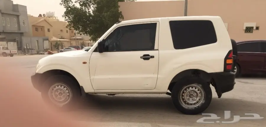 للبيع او للبدل باجيرو ربع 2002 حكومي سابقا (image 1)