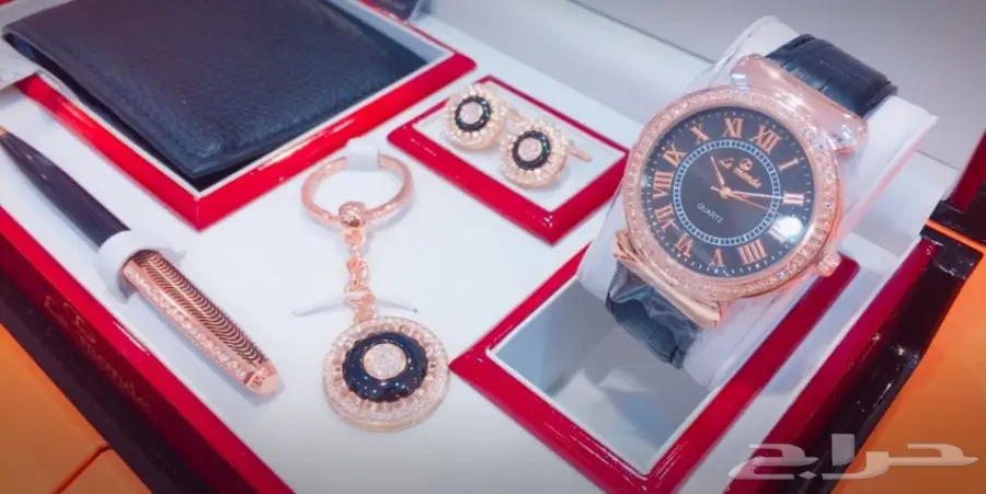 افخم طقم هدية رجالي تقدمه بسعر أجمل شاهد  (image 16)