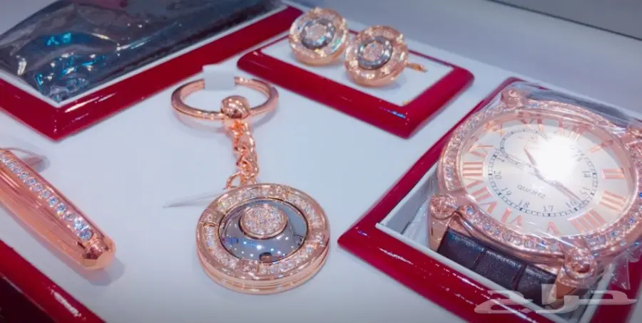 جديد 2018 طقم هديه رجالي فخم بكل مكوناته  (image 6)