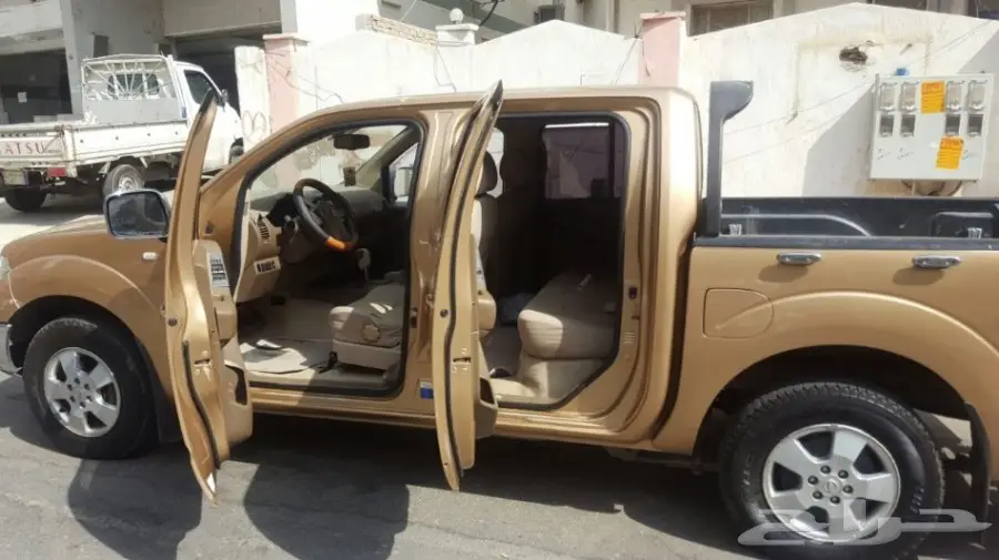 نيسان نيفارا  موديل 2008 (image 2)