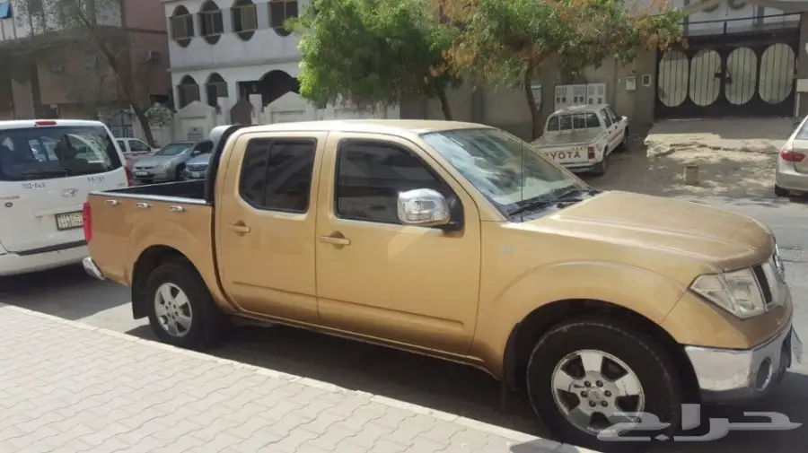 نيسان نيفارا  موديل 2008 (image 5)