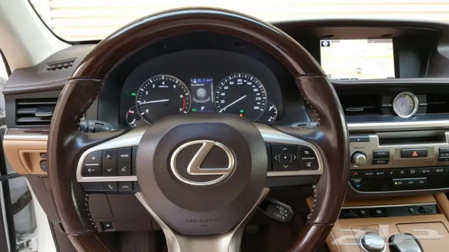 لكزس es 2016 (image 8)