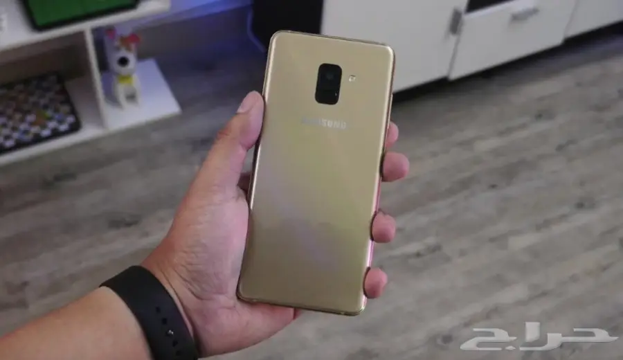 سامسونج A8 بلص 2018 ذهبي 64جيجا 1800بدون نقاش (image 2)