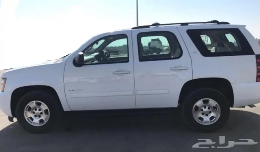  للبيع تاهو أبيض 2013 Lt بدون دبل