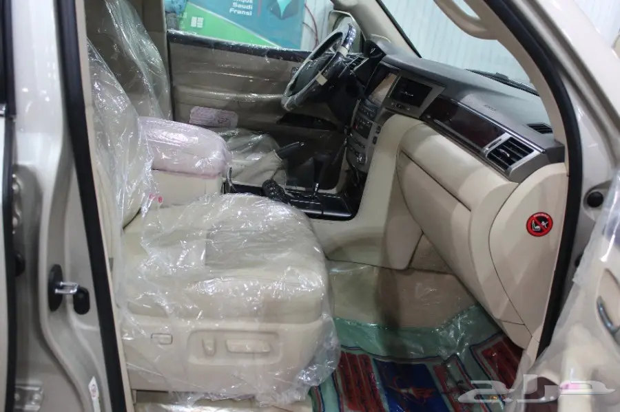 لكزس ال اكس 570 موديل 2015 سعودي (image 11)
