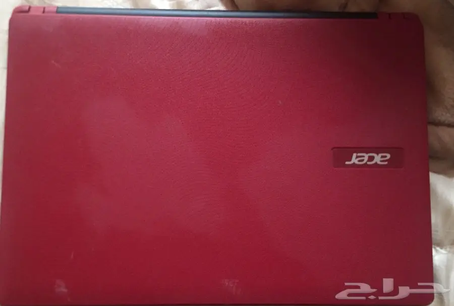 لابتوب ايسر احمر للبيع 
