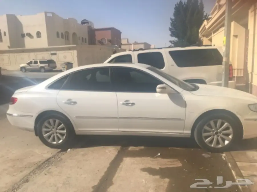 هيونداي ازيرا 2009 ممشى 177 الف 