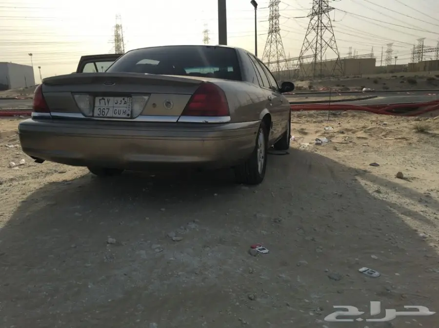 كراون فكتوريا 2006 للبيع قطع غيار او استخدام (image 1)