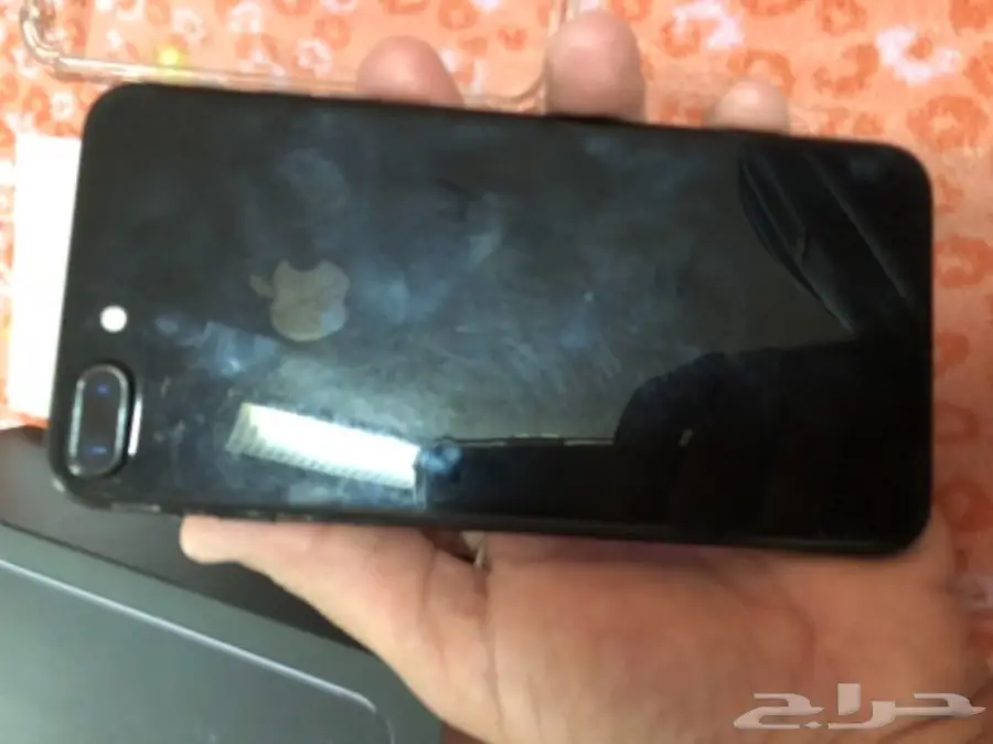 ايفون 7 بلس 128 قيقا اسود لامع  (image 1)