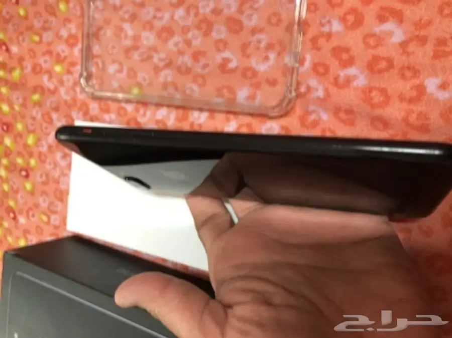 ايفون 7 بلس 128 قيقا اسود لامع  (image 3)