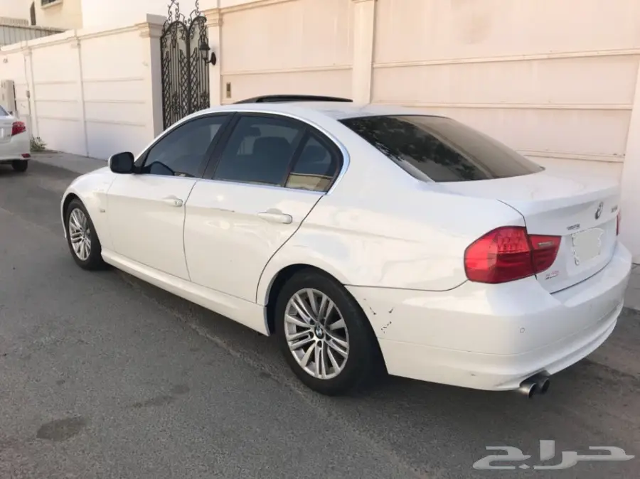 للبيع بي ام دبليو 323i BMW 2010