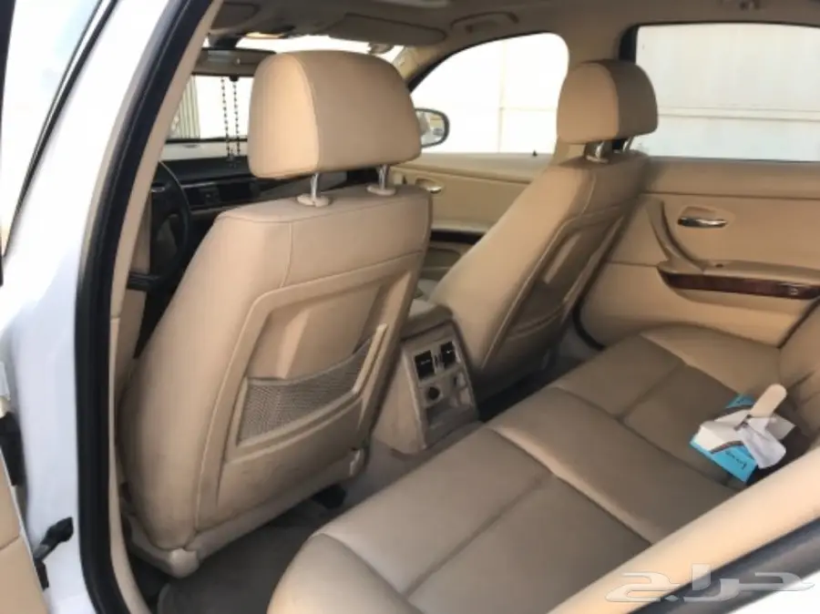 للبيع بي ام دبليو 323i BMW 2010 (image 9)