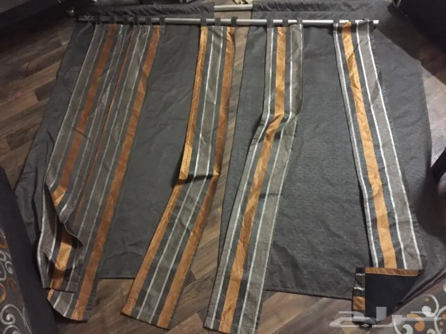 غرفة نوم وكنب ومكيف للبيع بسعر 1000 ريال (image 8)