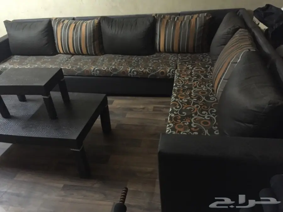 غرفة نوم وكنب ومكيف للبيع بسعر 1000 ريال (image 9)