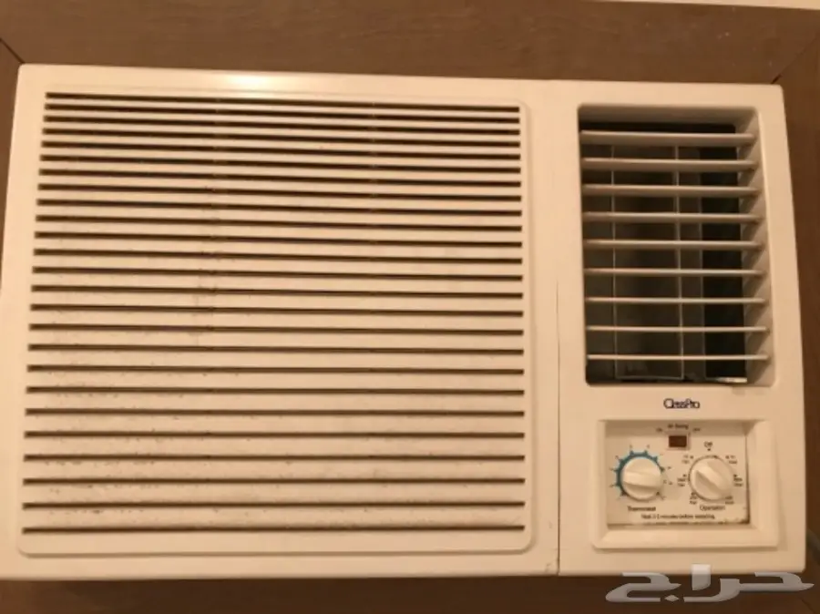 مكيف شباك عدد 2 و ثلاجة حجم وسط وجلسة عربية