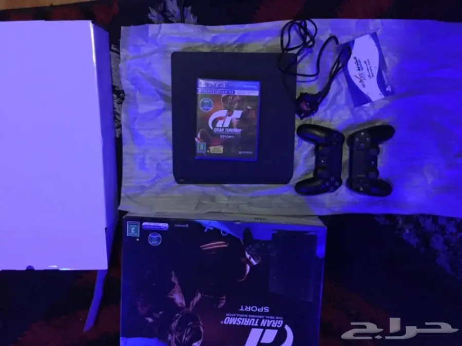 بلاستيشن 4 مع ضمان اخو الجديد للبيع  (image 2)