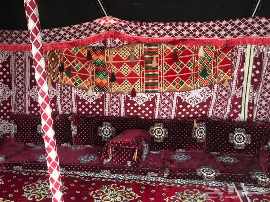 بيت شعر 4في 6