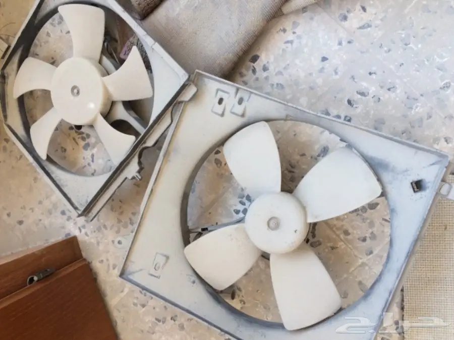 قطع غيار كامري وكراون فلك للبدل بايفون أو لابتوب - الدمام (image 9)