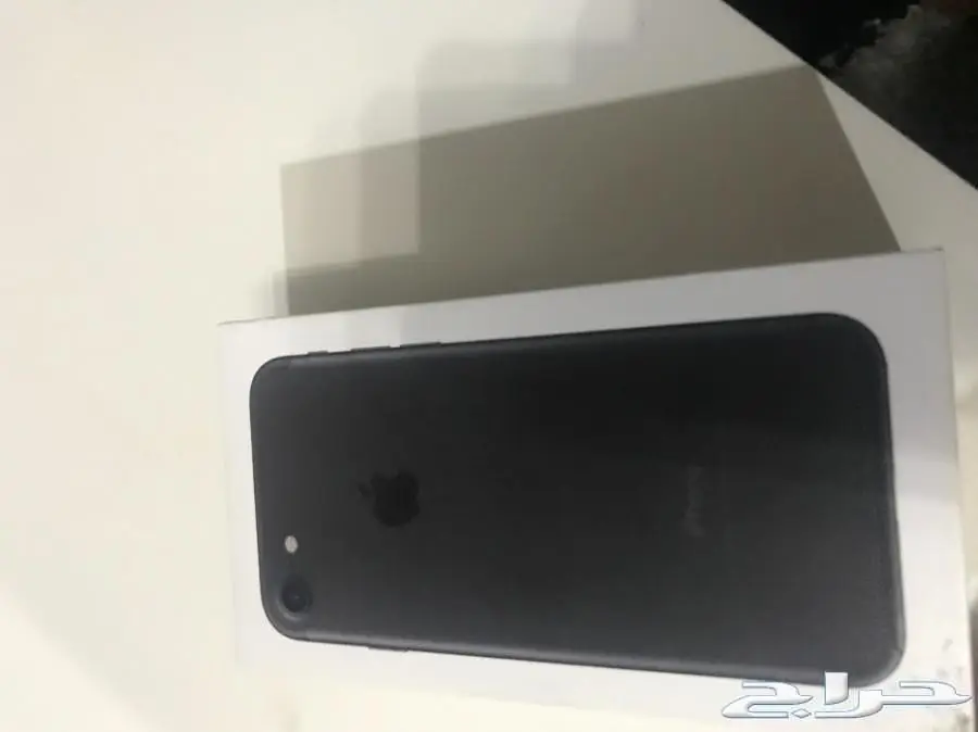 ايفون 7 128G اسود مطفي كامل الاغراض (image 2)