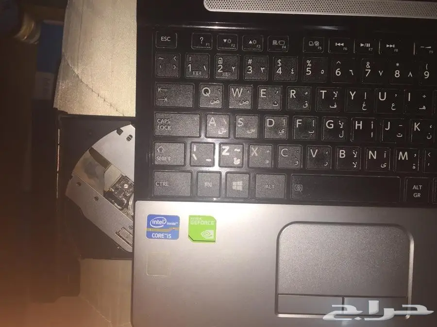 للبيع لاب توب توشيبا بحاله ممتازه 