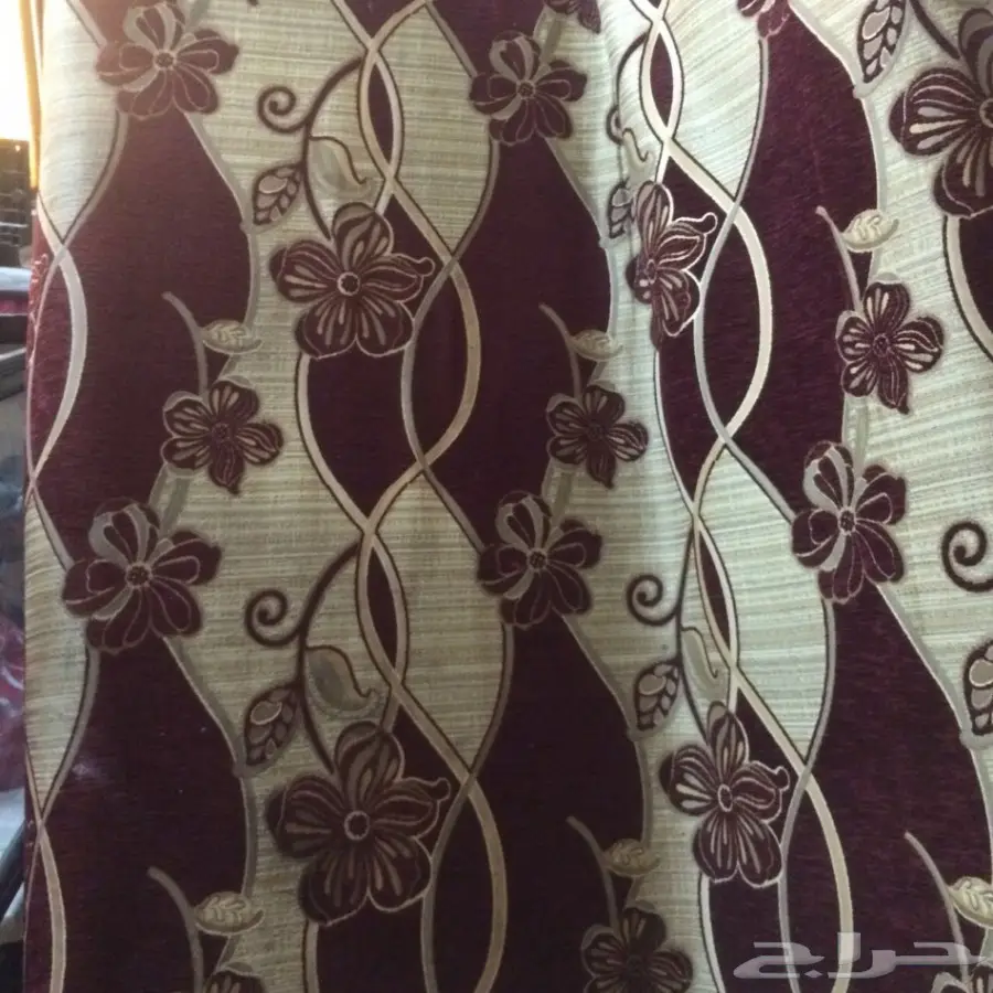 أثاث منزلك الجديد ينتظرك! أثاث مجلسي مع سجاد فاخر