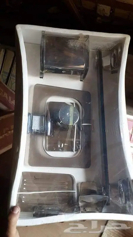 تخفيضات مرايا وصيدلايات واكسسورات حمام (image 3)