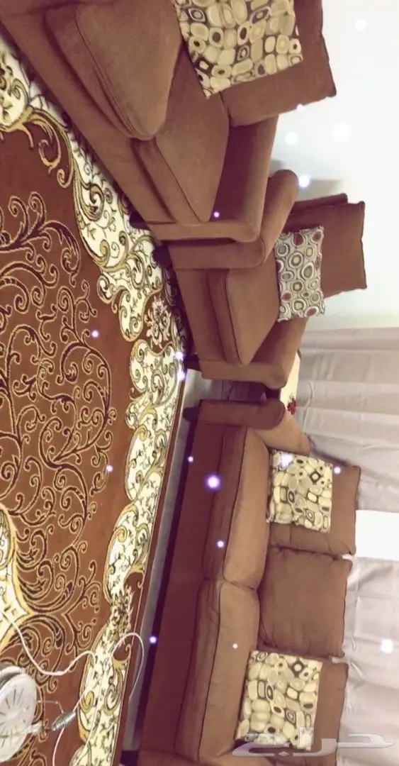 كنب من مفروشات العمر 