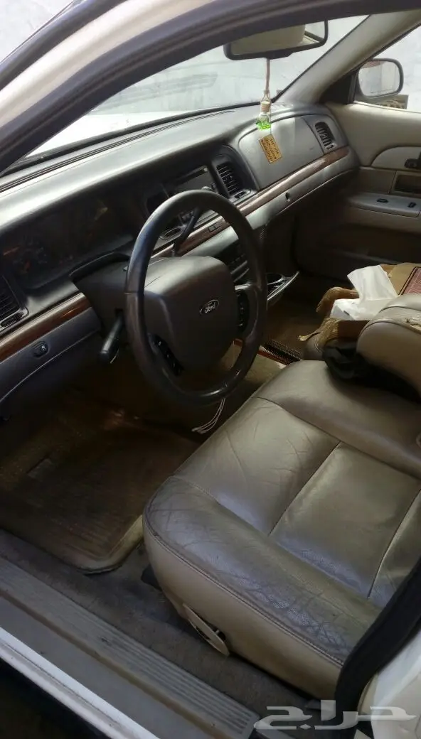 فورد فكتوريا نظيف للبيع (image 9)