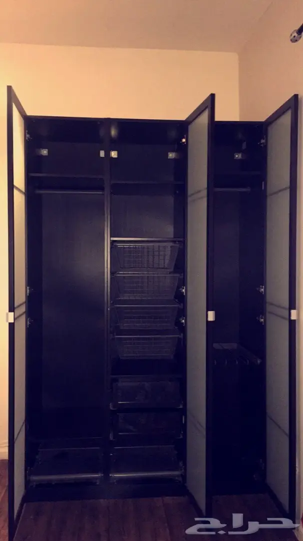 دولاب من ايكيا شبه جديد (image 5)