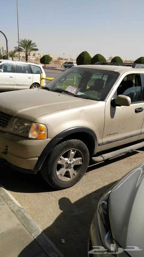 فورد اكسبلورر 2005 نظيف للبيع