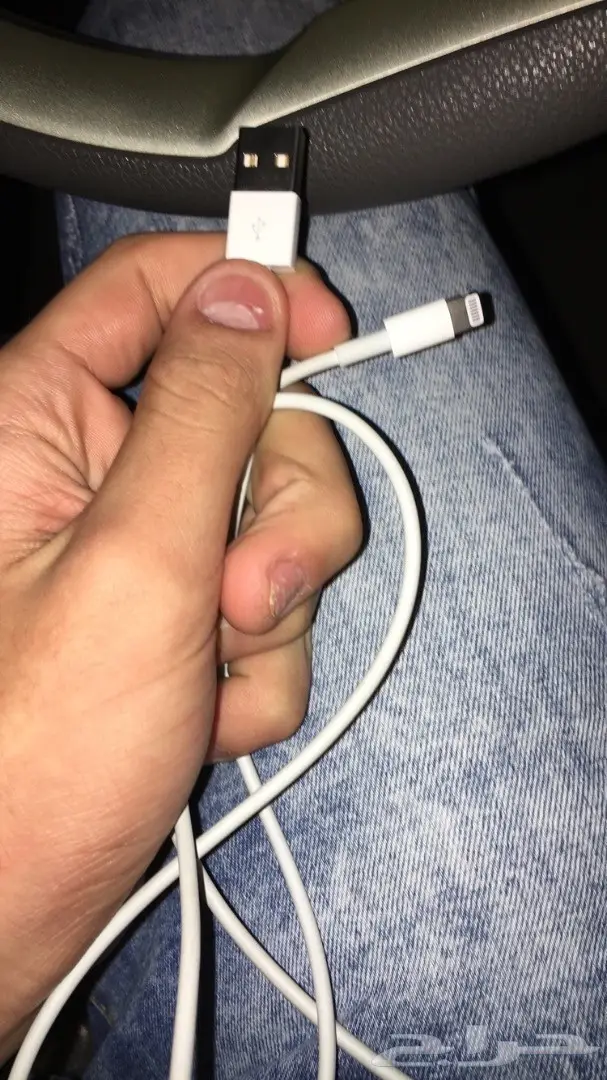 سلك ايفون الاصلي من كرتون الجوال الوكالة 