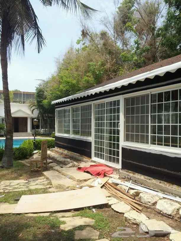 سواتر مكة - مظلات مكة - برجولات سيارات حدائق (image 39)