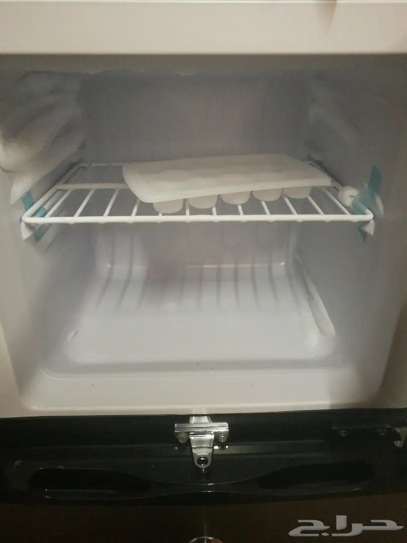 ثلاجة Rollc استعمال سنة واحدة  (image 1)