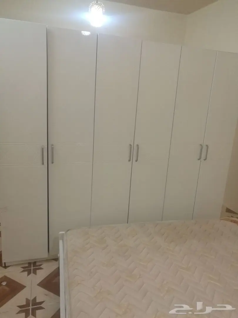 غرفة نوم مجانا