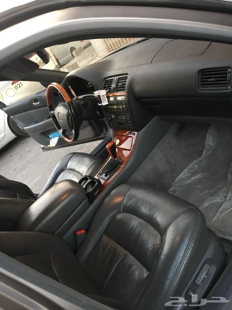 للبيع لكزس Ls400 تشليح نظيف (image 1)