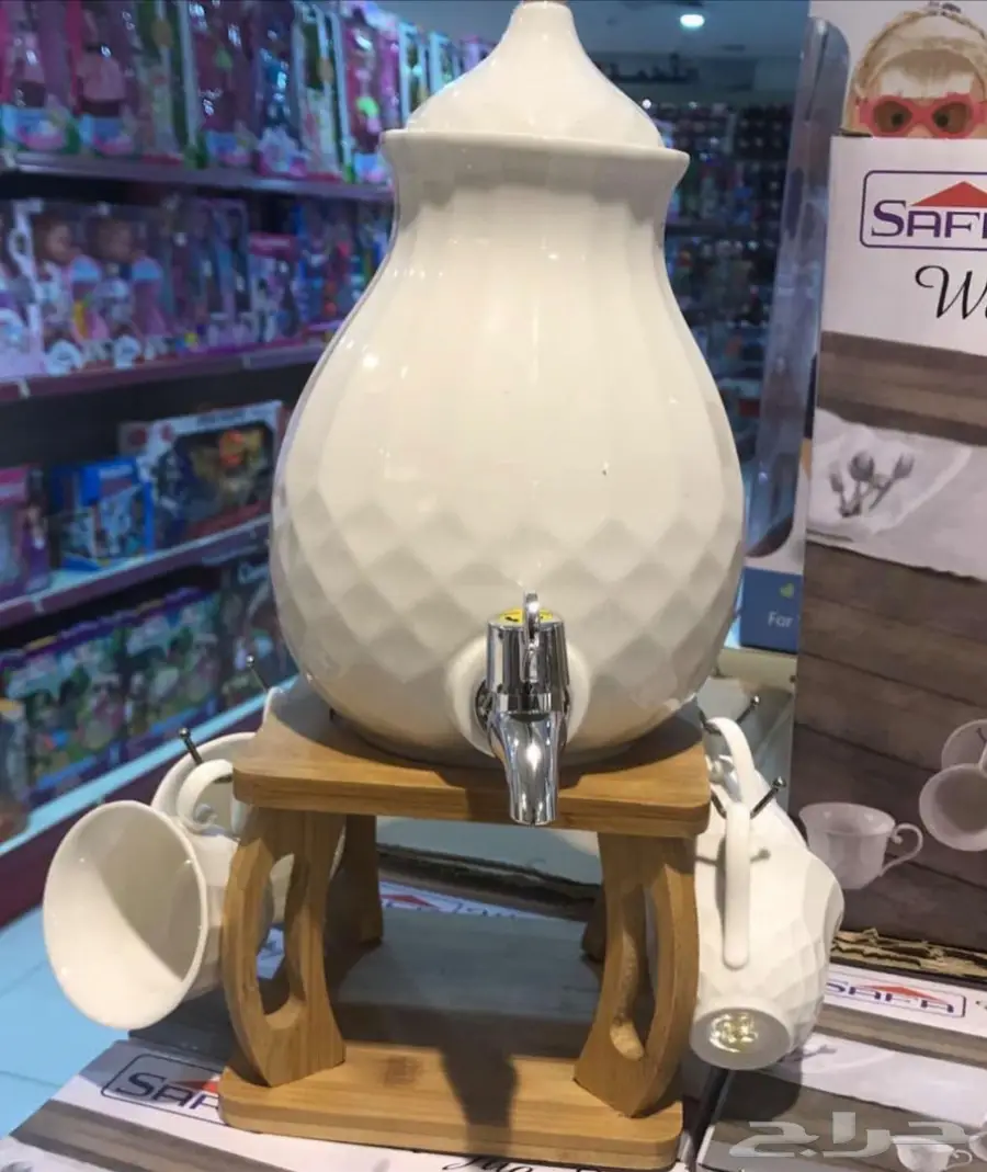 جك سيراميك مع قاعده خشبيه و 4كاسات ب 95