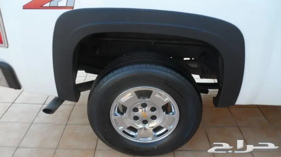 للبيع سلفرادو 2010 غمارة و نص ابيض (image 19)